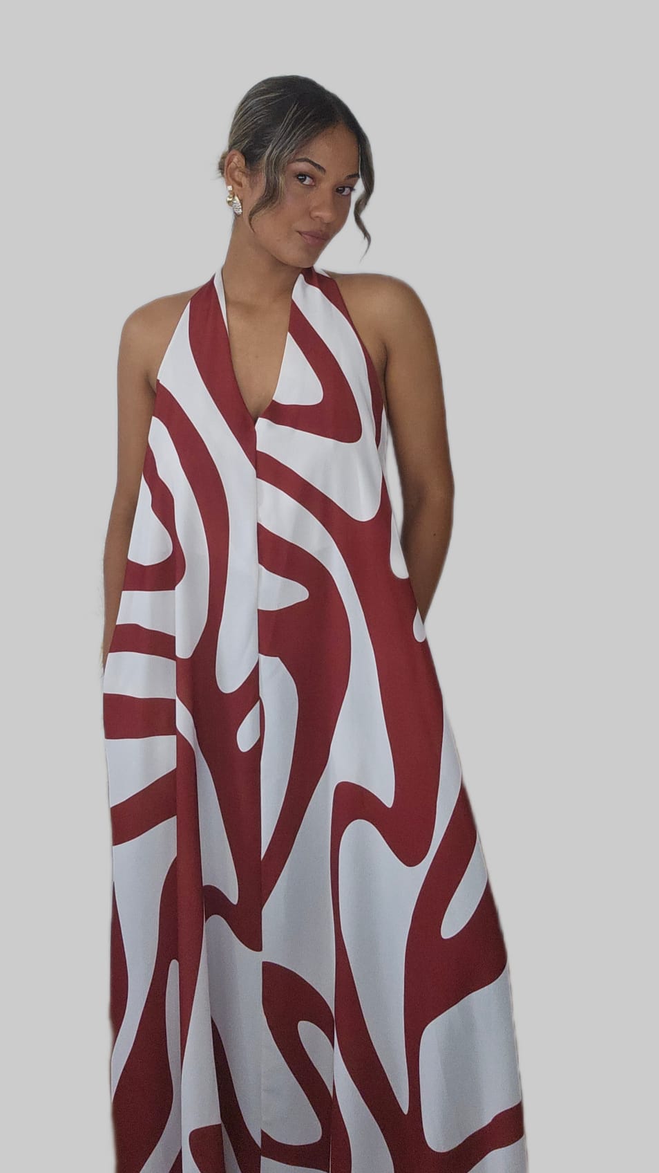 Abito Lungo con Stampa Astratta Rosso Terracotta e Bianco con Scollo Halter
